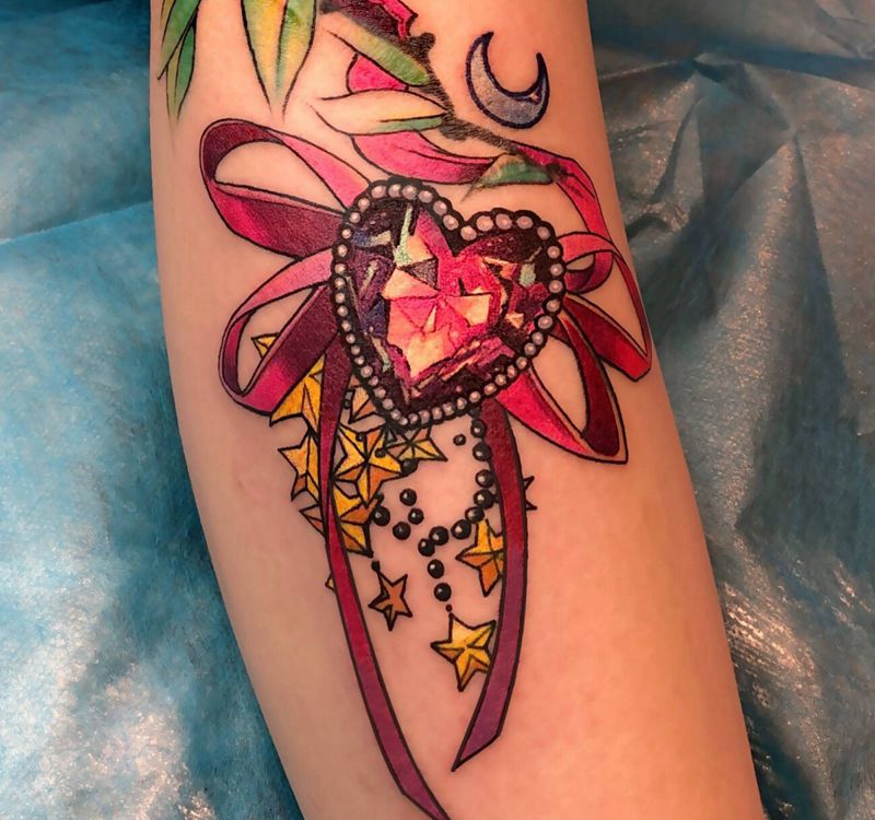 遮盖水晶花纹身图片_