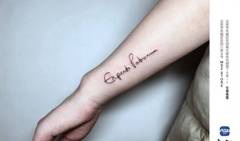 无标题纹身图片_手臂英文纹身图案