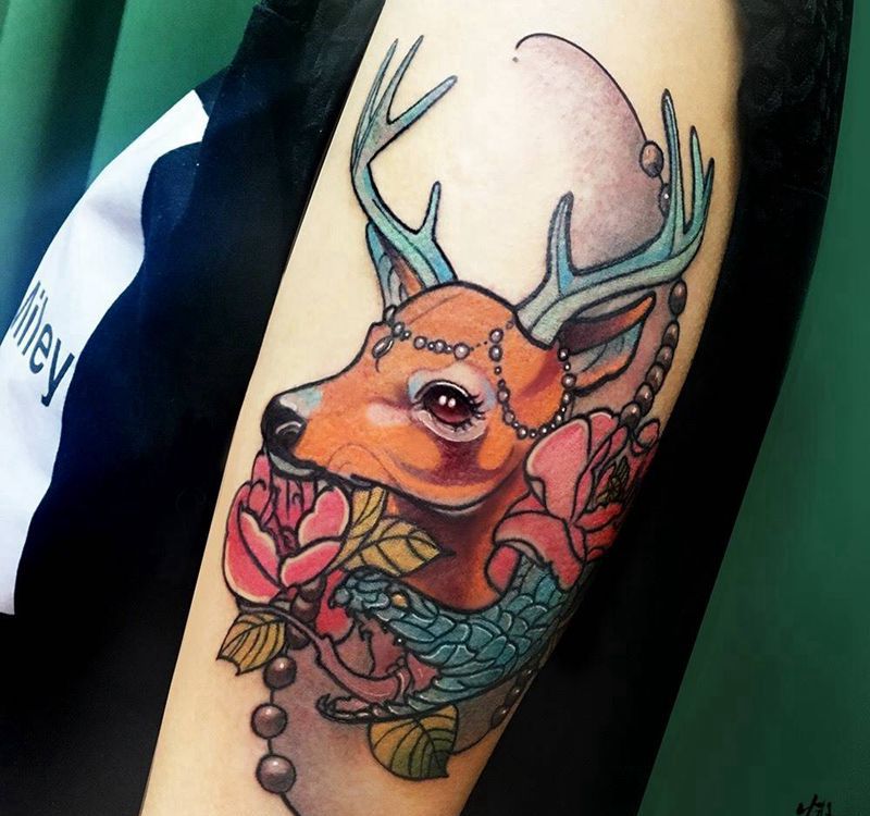 原创鹿纹身图片_成品手臂写实清新原创动物纹身图案