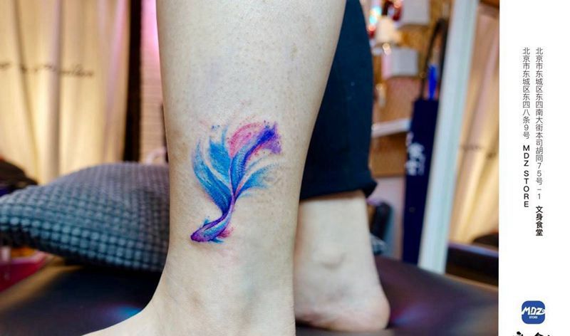 无标题纹身图片_脚部水彩纹身图案