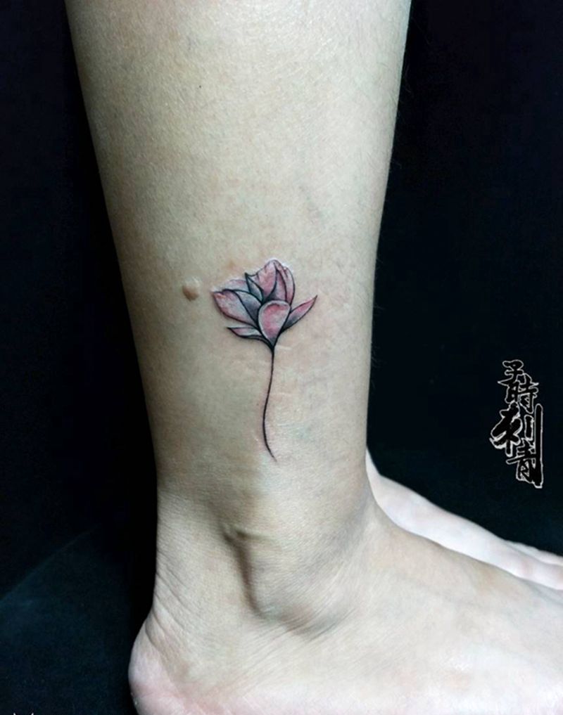 清新纹身图片_腿部纹身图案