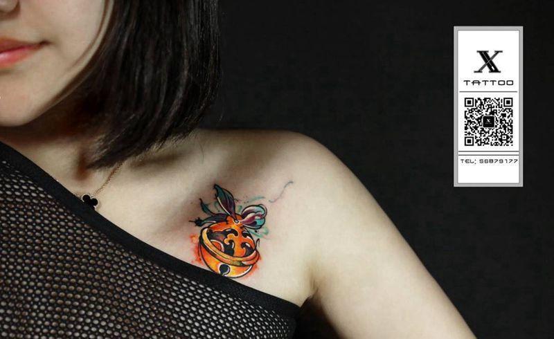 铃铛纹身图片_成品肩部字符静物原创概念欧美清新纹身图案