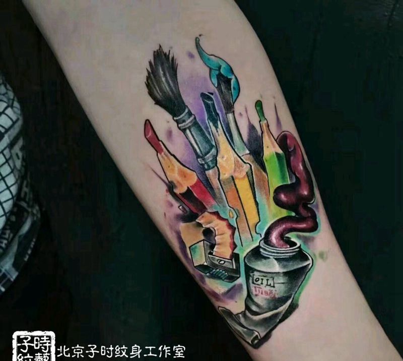 文房四宝纹身图片_手臂Old School纹身图案