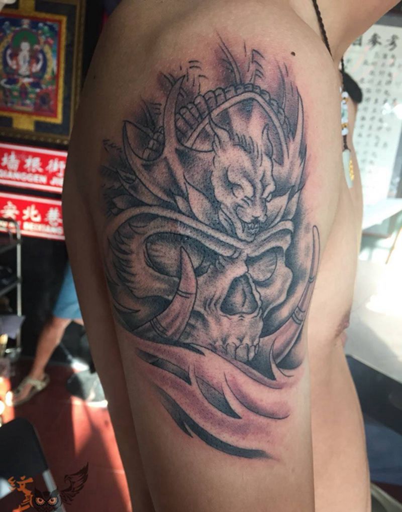 骷髅哭喽骷髅哭喽纹身图片_欧美传统肖像写实宗教鬼神人物肩部腰部背部纹身图案