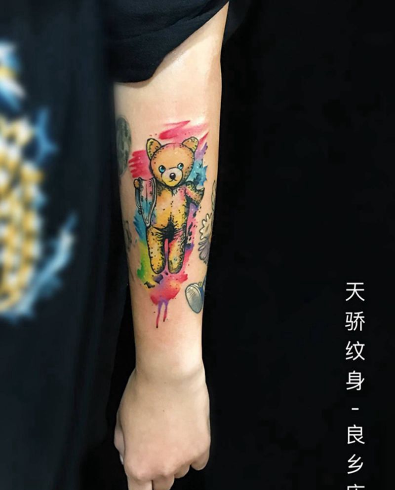 水彩熊纹身图片_