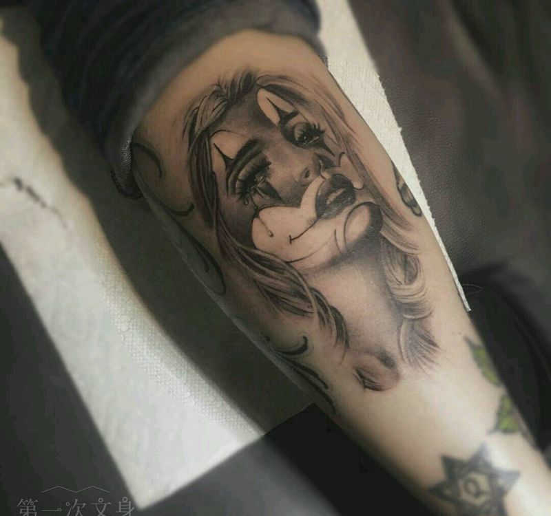 奇卡诺风肖像纹身图片_腿部欧美肖像人物成品纹身图案