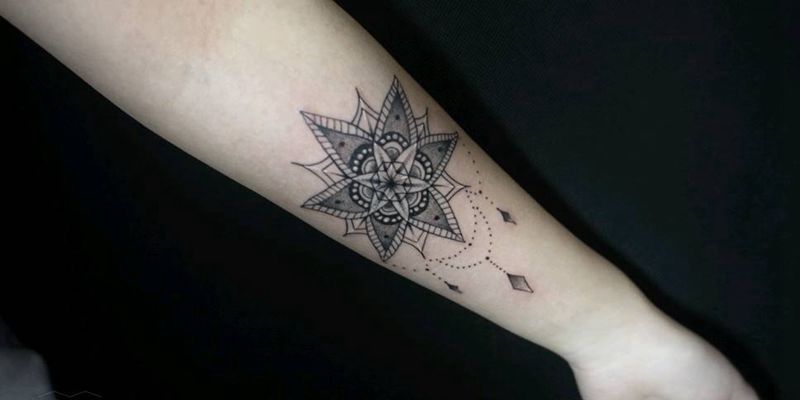 mandala纹身图片_手臂腿部欧美几何成品纹身图案