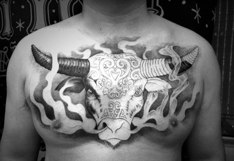 牛头设计纹身图片_