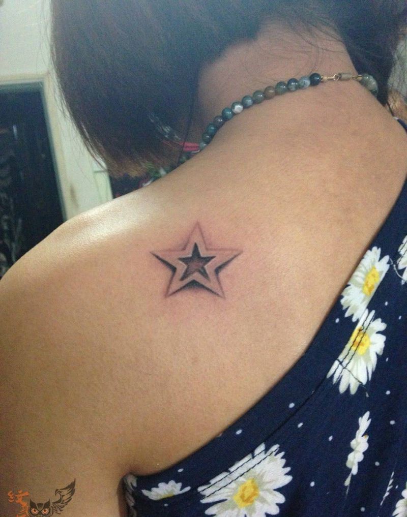 几个小图纹身图片_写实肖像清新欧美习俗传统几何动物字符胸部纹身图案