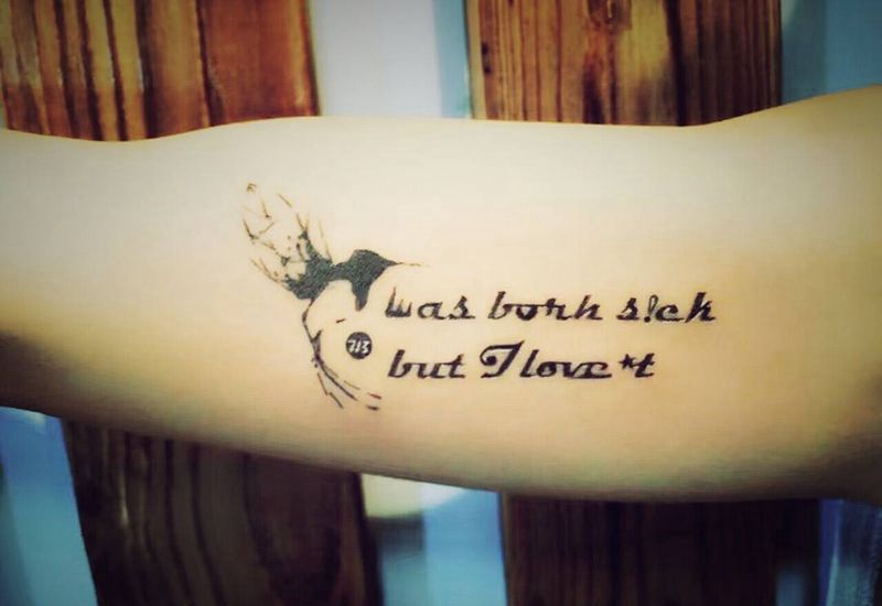 京都墨客刺青纹身图片_成品手臂腿部写实欧美清新原创图腾字符莲花、鱼纹身图案