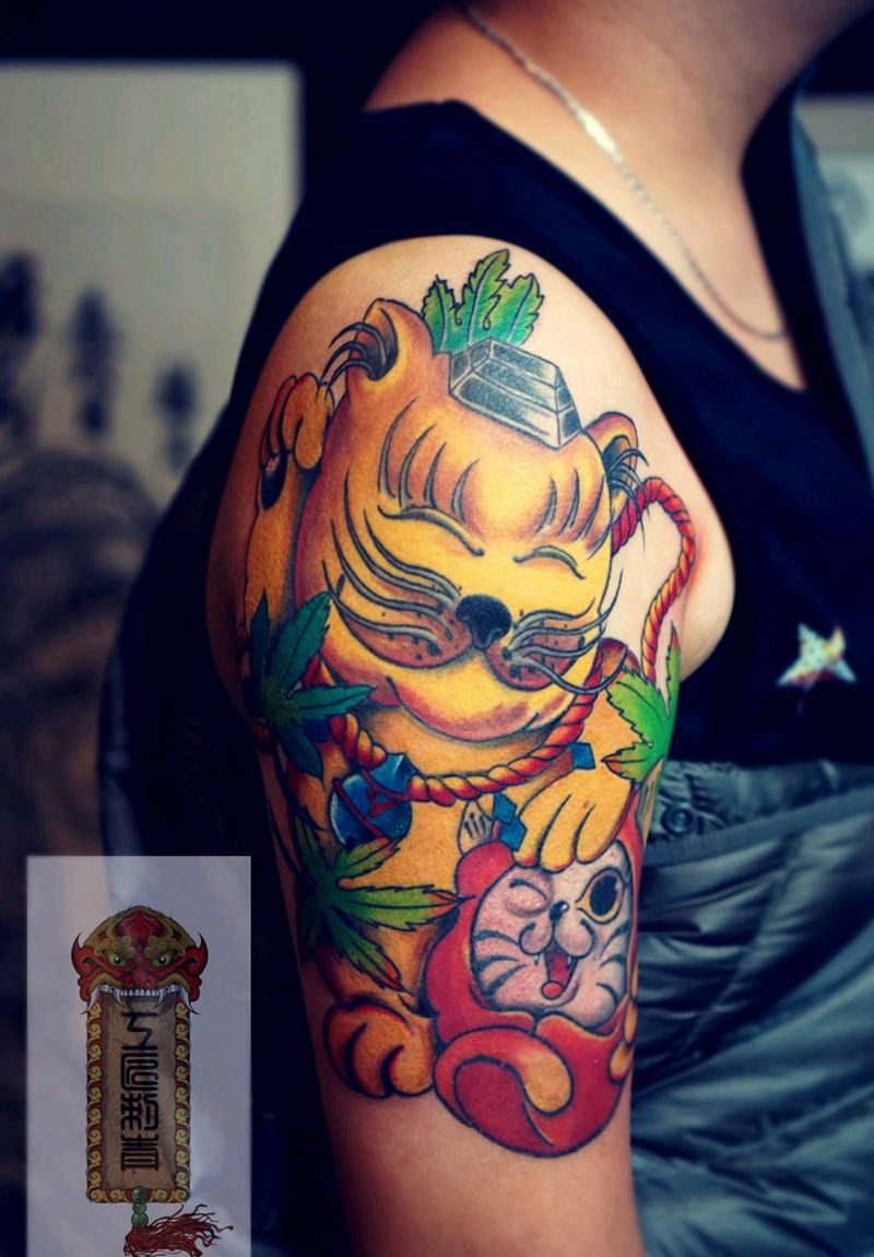 原创招财猫纹身图片_肩部手臂传统动物原创成品纹身图案