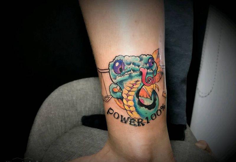 蛇宝宝纹身图片_肩部腰部背部手臂腿部清新动物原创蛇成品纹身图案