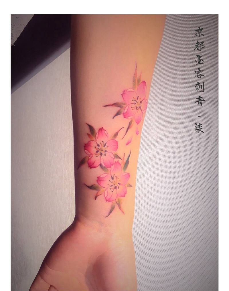 京都墨客刺青纹身图片_成品手稿插画原创清新写实国画传统手部纹身图案