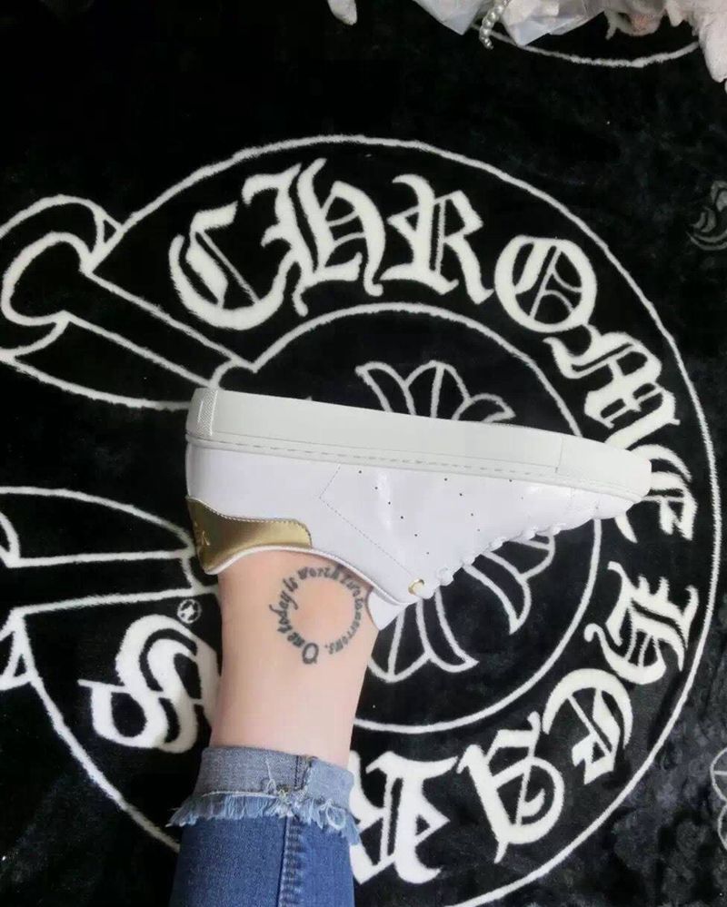 京都墨客刺青纹身图片_脚部字母纹身图案