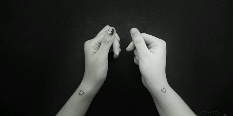 闺蜜纹身纹身图片_手臂清新几何成品纹身图案