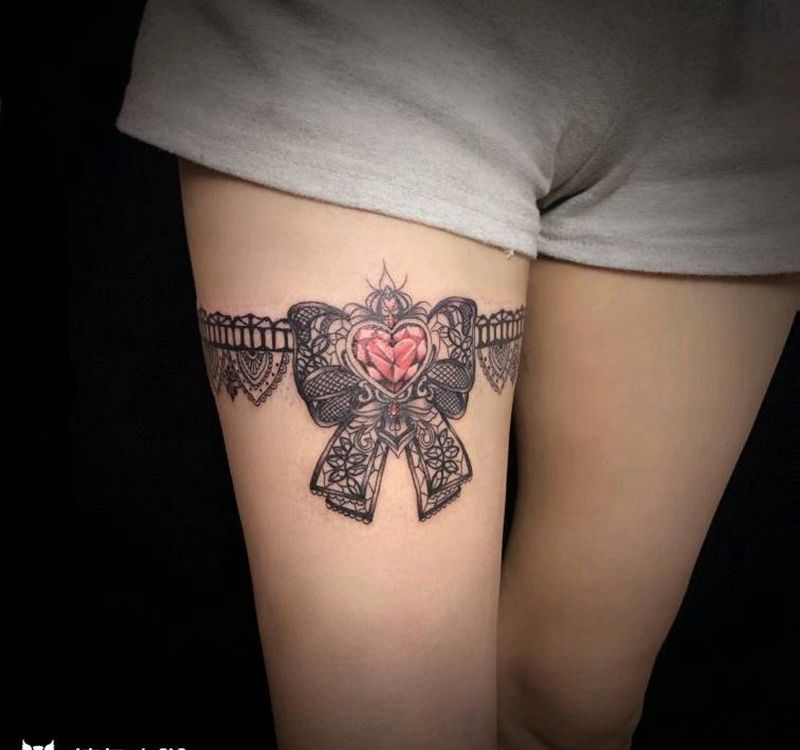 蕾丝纹身图片_腿部图腾纹身图案