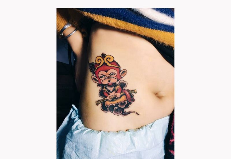 京都墨客刺青-浩纹身图片_成品手稿腹部清新肖像原创纹身图案