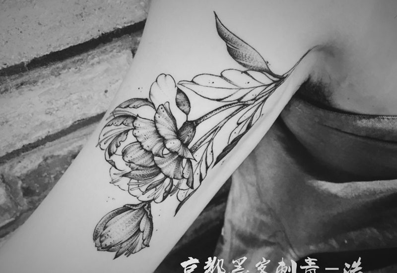 京都墨客刺青-浩纹身图片_成品手稿手臂清新植物纹身图案