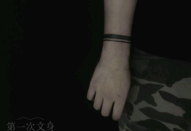 线条臂环纹身图片_手臂手部欧美几何图腾成品纹身图案