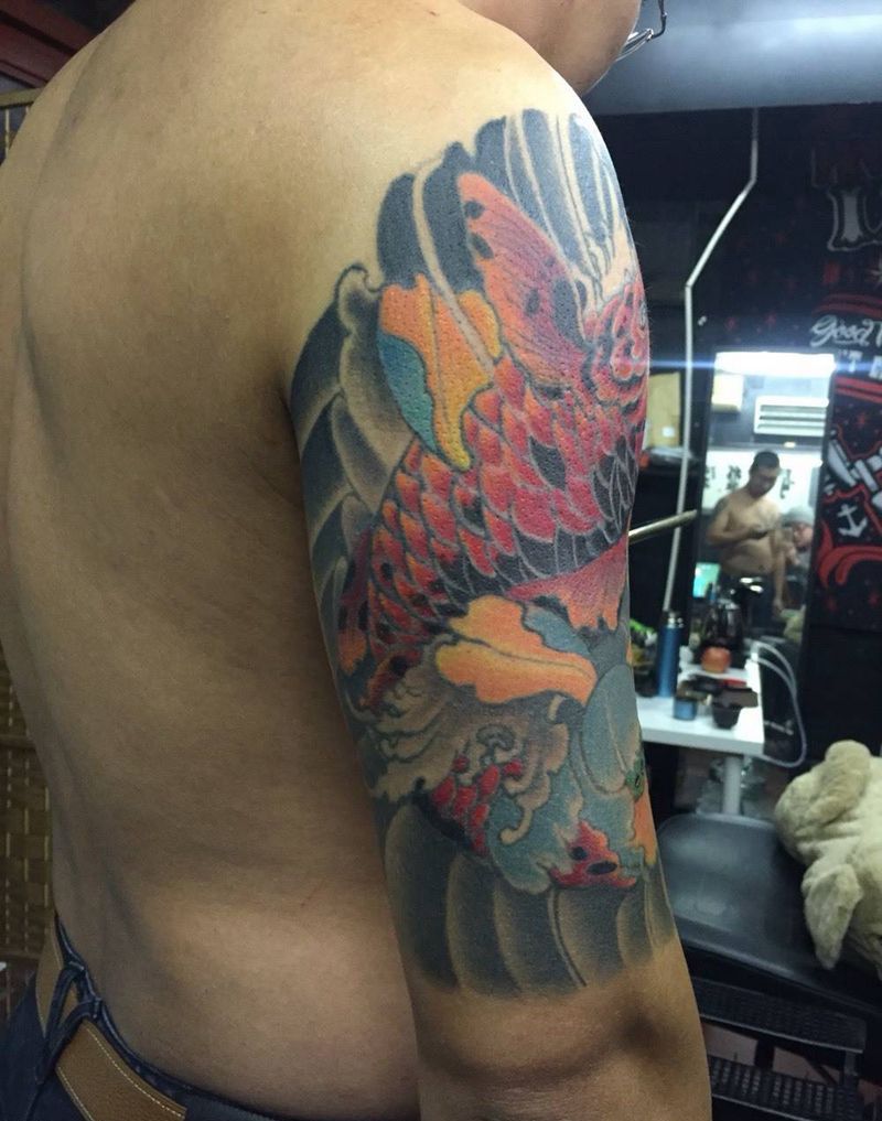 帮哥们上色纹身图片_