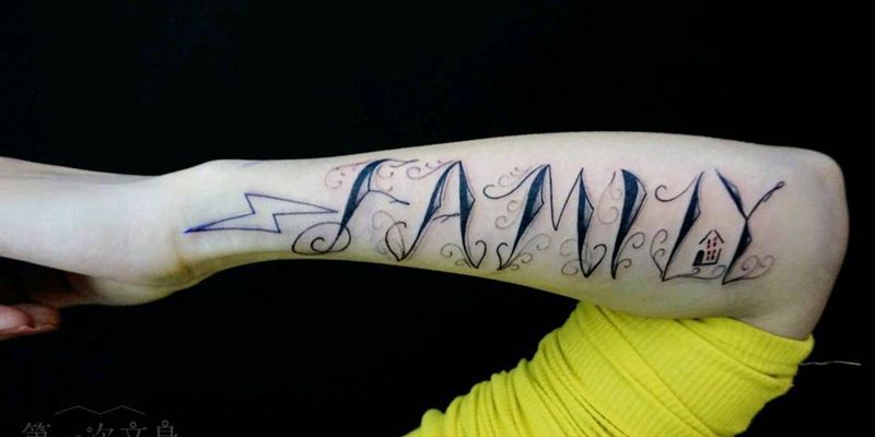 family纹身图片_肩部胸部腰部背部手臂腿部欧美字符花体字成品纹身图案