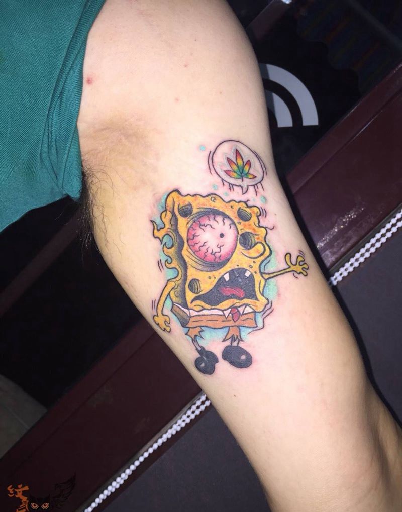 飞行员海绵宝宝纹身图片_肖像清新写实传统欧美植物鬼神宗教手臂背部纹身图案