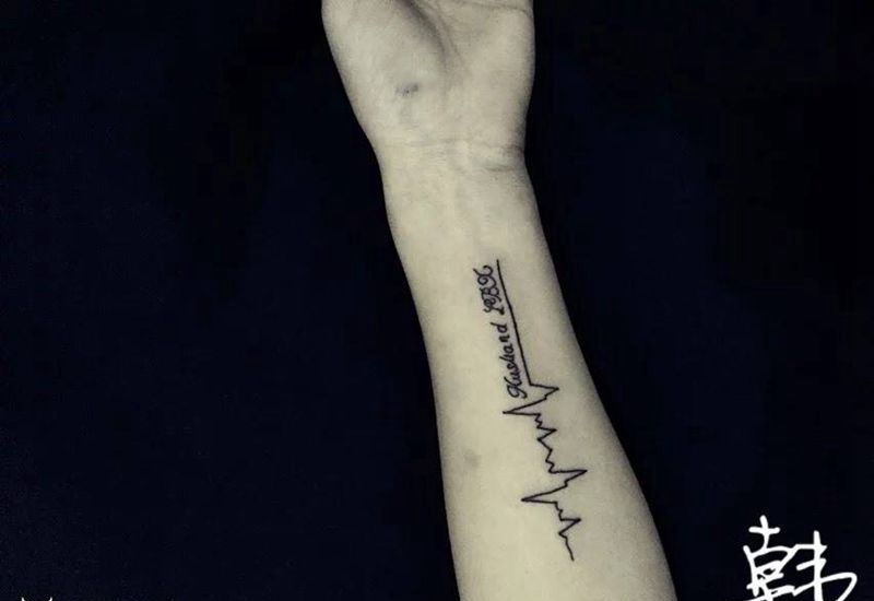 心电图纹身图片_