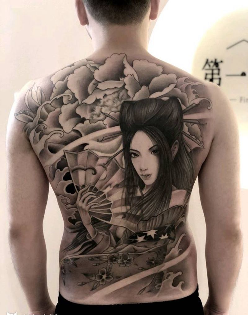 艺妓纹身图片_背部新传统纹身图案