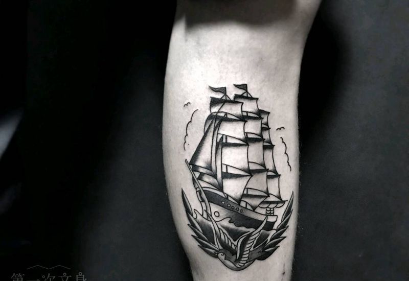 船+燕子纹身图片_腰部背部手臂腿部欧美船燕子成品纹身图案