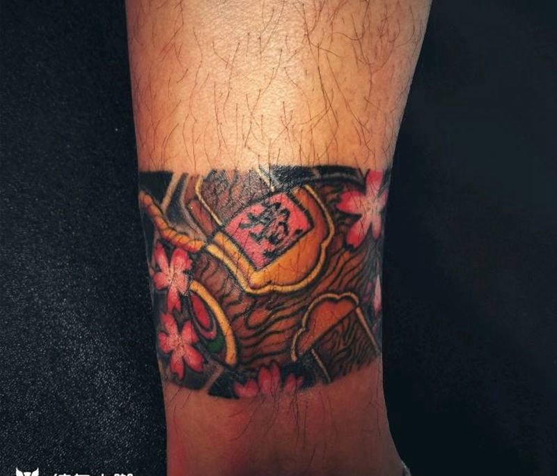 吉祥如意纹身图片_腿部传统清新字符静物宗教原创成品纹身图案