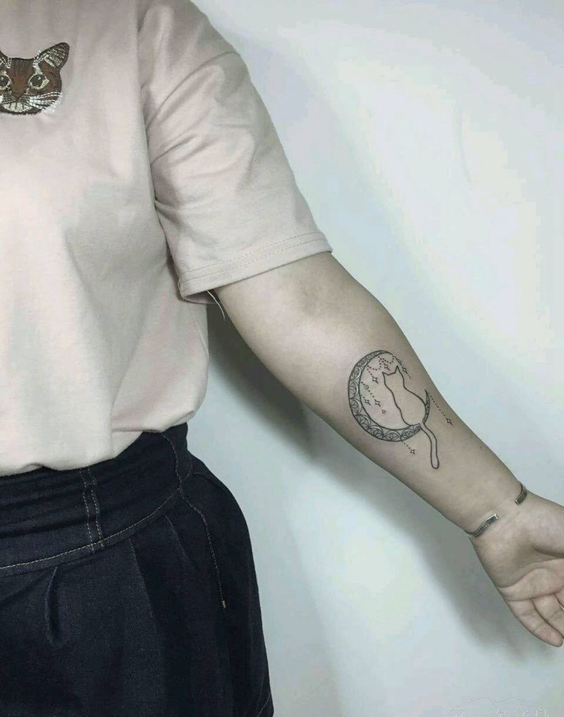 水兵·露娜喵纹身图片_手臂清新动物成品纹身图案