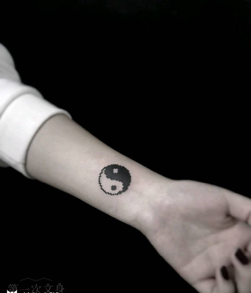 八卦纹身图片_肩部胸部背部手臂腿部传统几何图腾八卦成品纹身图案