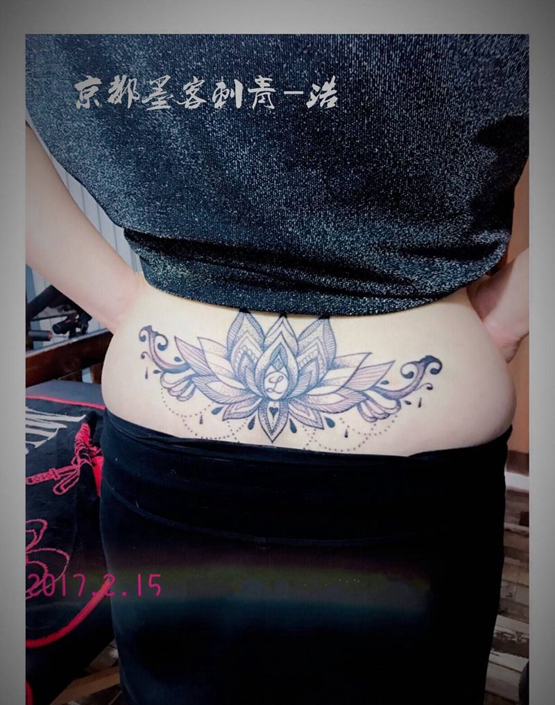 京都墨客刺青-浩纹身图片_清新腰部成品图腾纹身图案