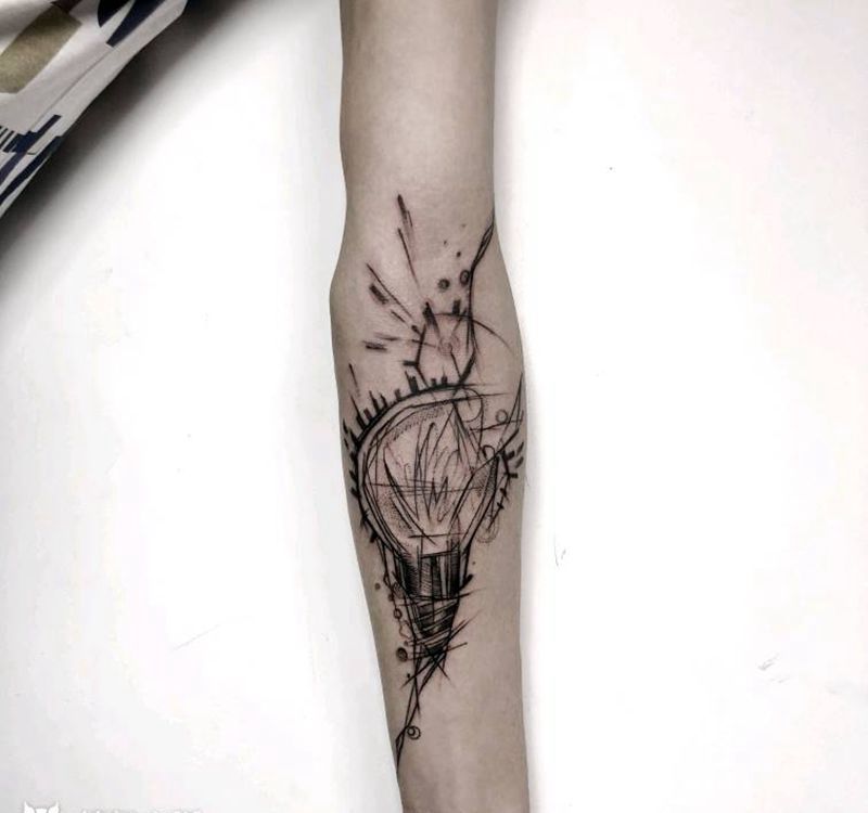 灯泡纹身图片_手臂几何纹身图案