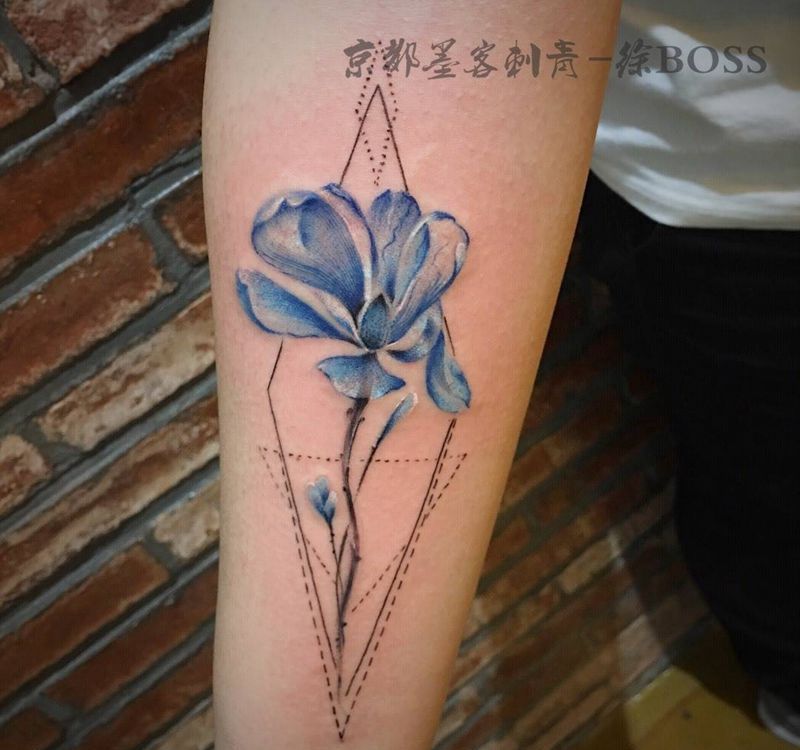 京都墨客刺青-徐老师纹身图片_原创成品清新静物植物手臂纹身图案