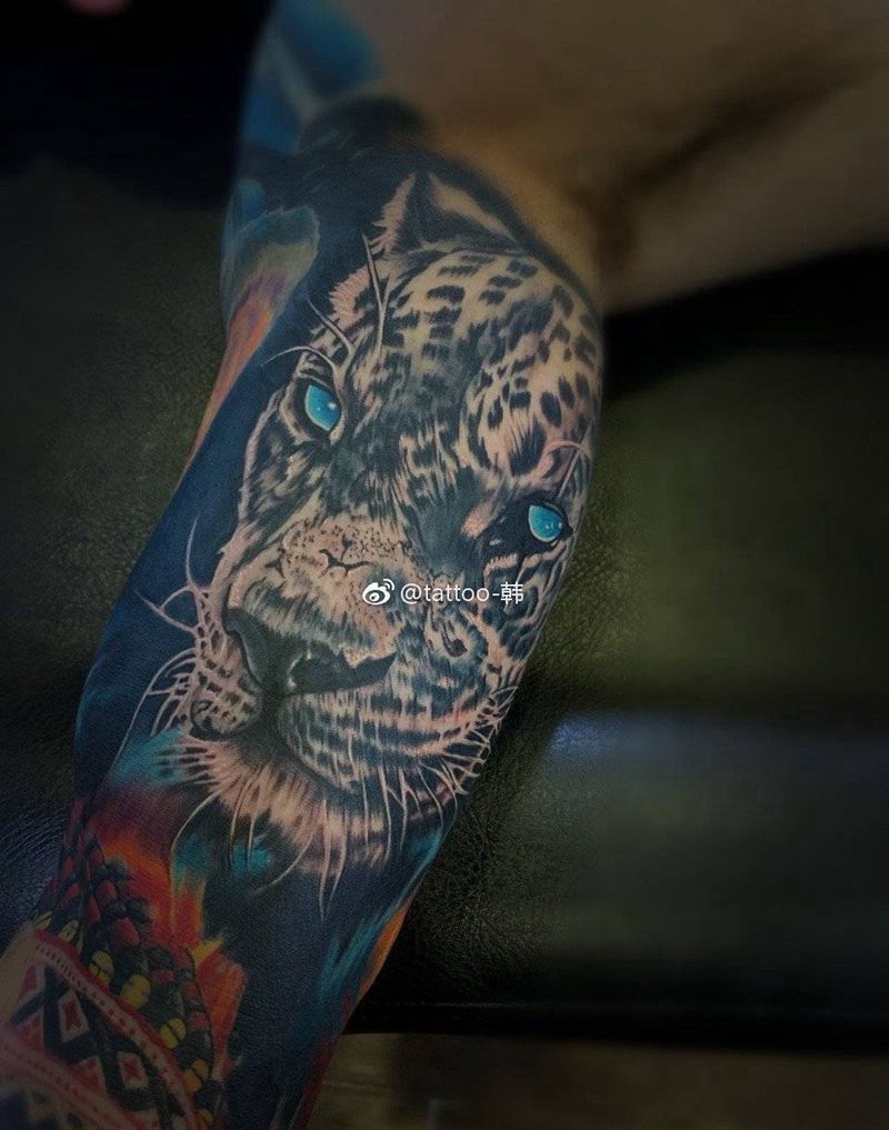 豹子纹身图片_