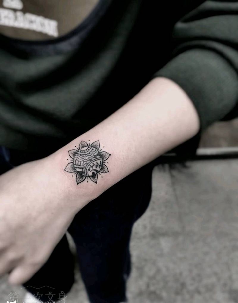 太阳花图腾纹身图片_肩部手臂腿部传统几何植物原创成品纹身图案