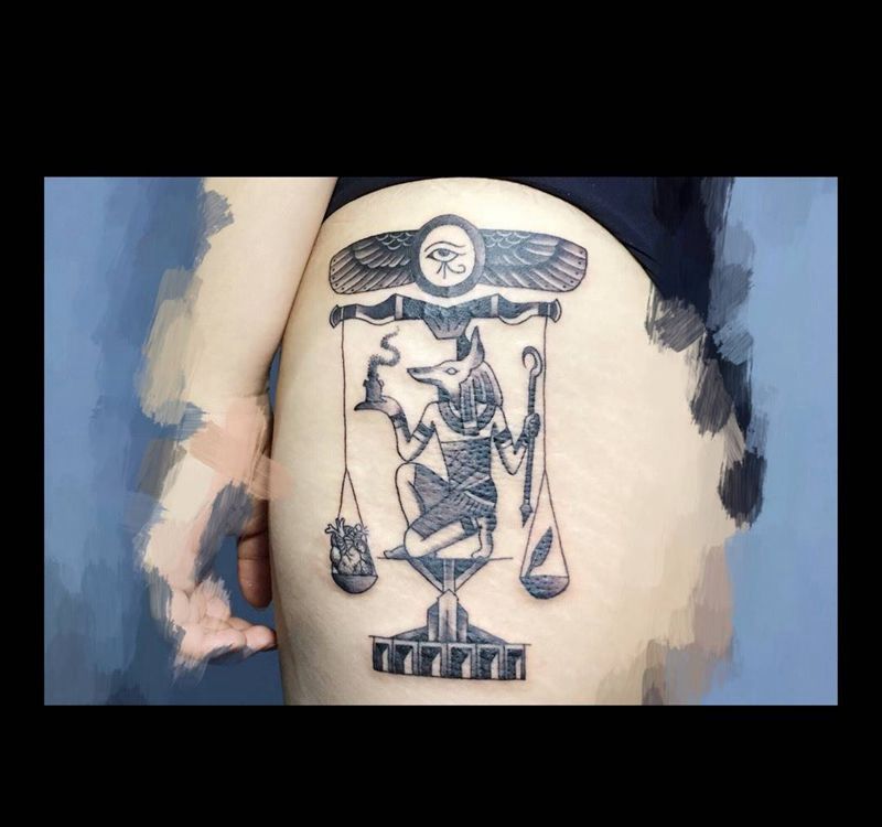 京都墨客刺青-小七作品纹身图片_成品臀部欧美宗教纹身图案