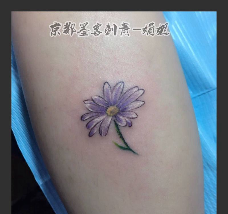 京都墨客刺青-娟纹身图片_成品手稿腿部清新植物纹身图案