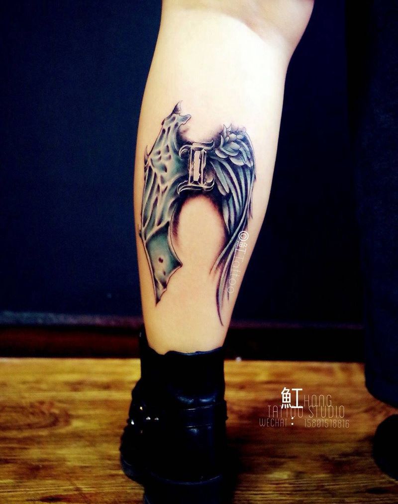 天使翅膀+恶魔翅膀纹身图片_成品腿部写实欧美宗教纹身图案