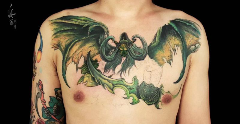 伊利丹纹身图片_胸部肩部欧美写实纹身图案