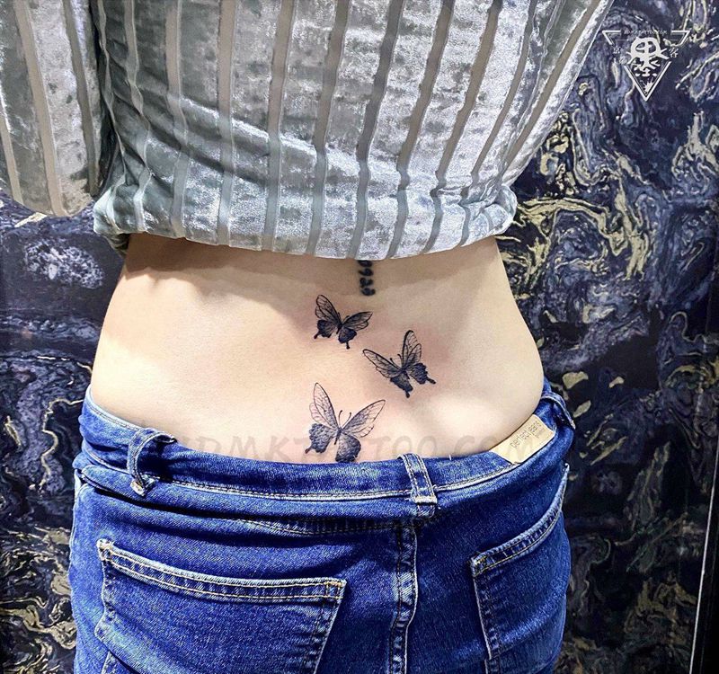 纹身/刺青/蝴蝶纹身图片_手臂背部水彩New School蝴蝶纹身图案