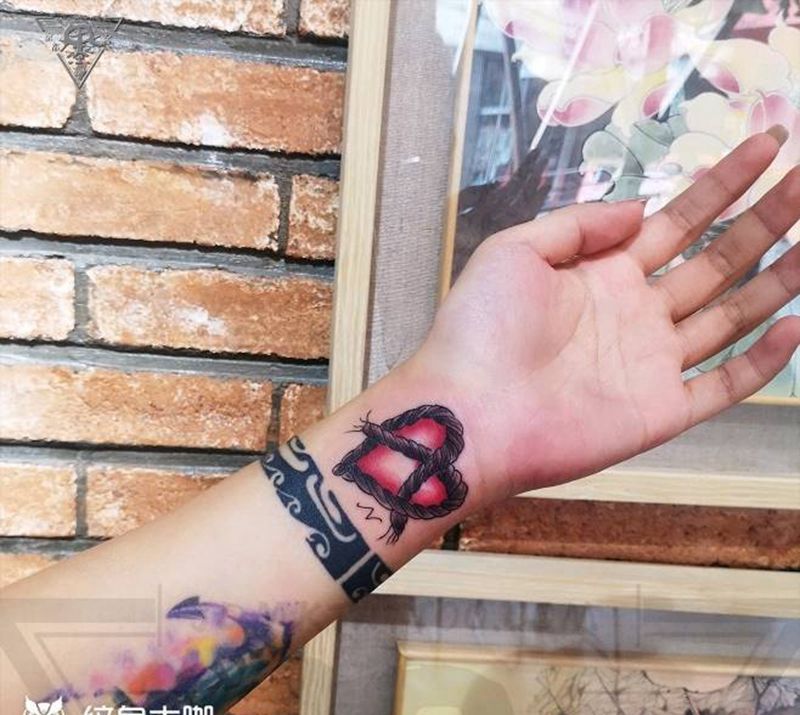 纹身/刺青/心/船锚/手环纹身图片_手臂Old SchoolNew School纹身图案