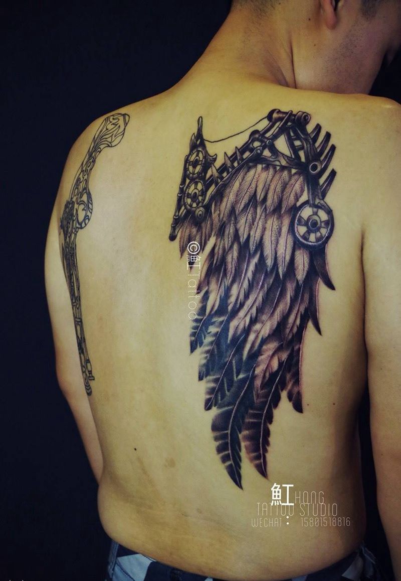 原创设计-火枪&翅膀纹身图片_成品手稿背部写实欧美原创静物纹身图案