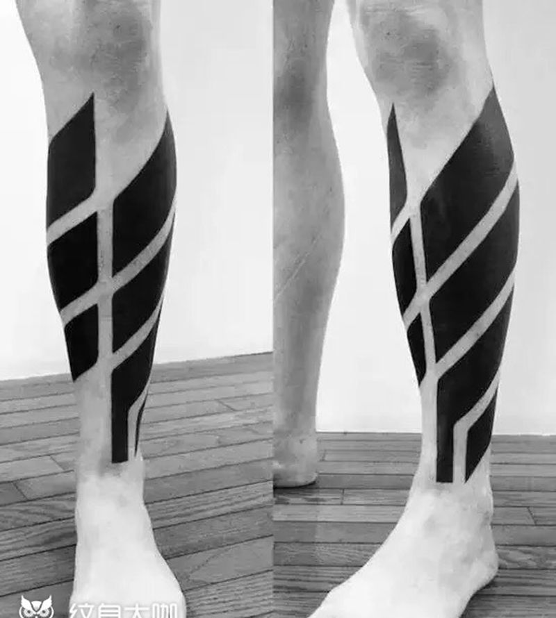 黑腿!纹身图片_成品腿部欧美图腾几何纹身图案