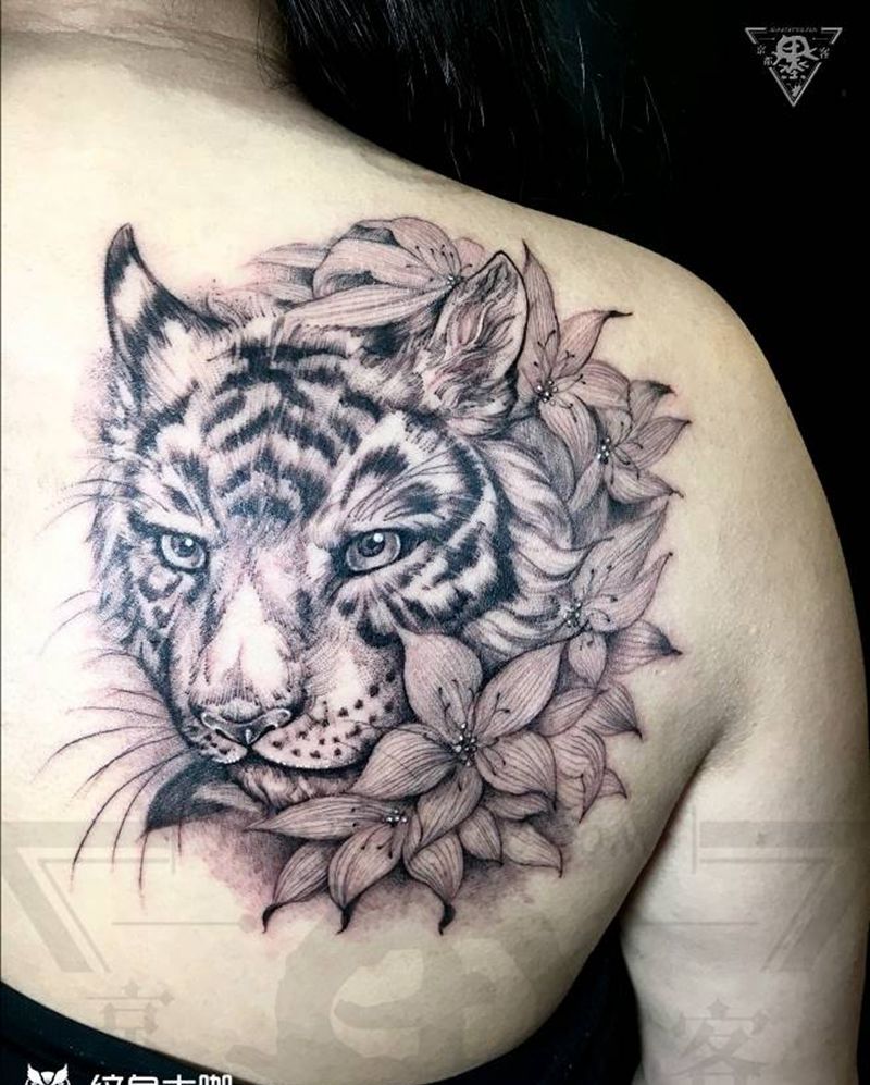 纹身/刺青纹身图片_背部欧美写实纹身图案