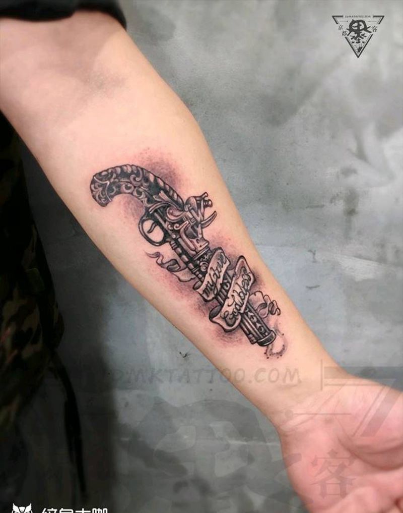 纹身/刺青/枪纹身纹身图片_手臂欧美写实几何枪纹身图案
