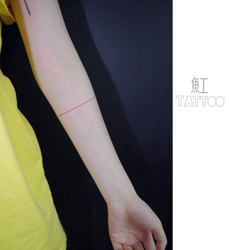 直线&十字纹身图片_成品手臂欧美清新原创几何字符纹身图案