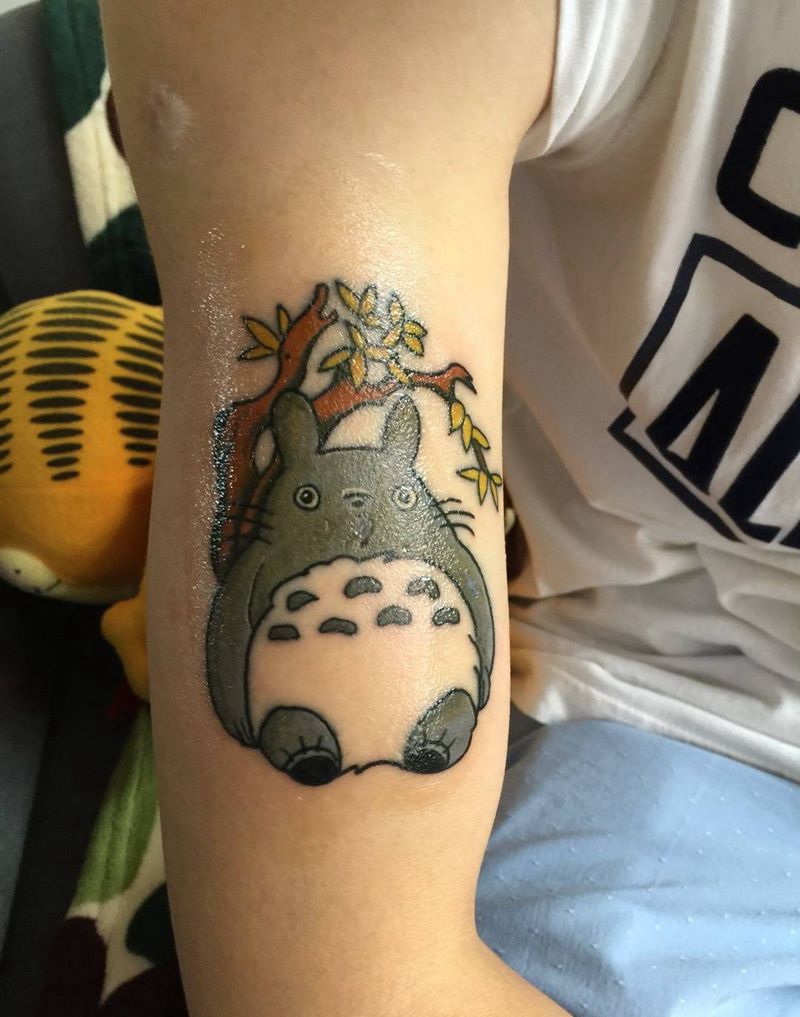 龙猫 痘疤遮盖纹身图片_成品清新欧美手臂原创动物纹身图案