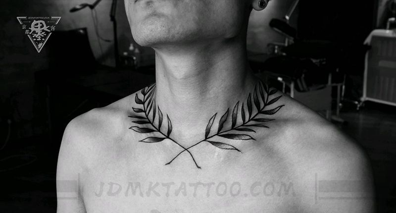 北京纹身/望京纹身/叶子纹身图片_胸部颈部点刺新传统纹身图案